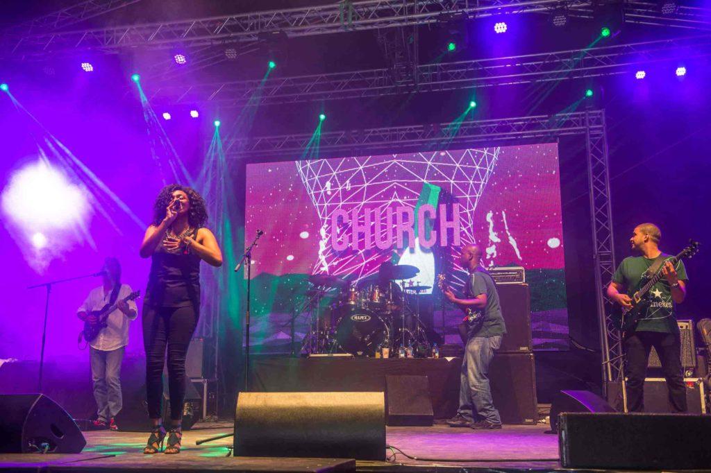 friday-party-come-sea-st-maarten-2016 (10)