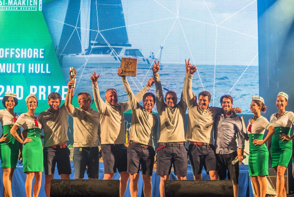 remise-des-prix-63-sur-158