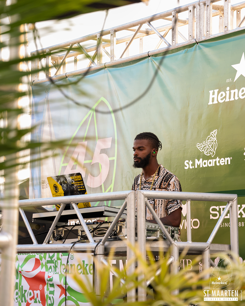 Day-1-Regatta-Village-by-Digital-Island-101