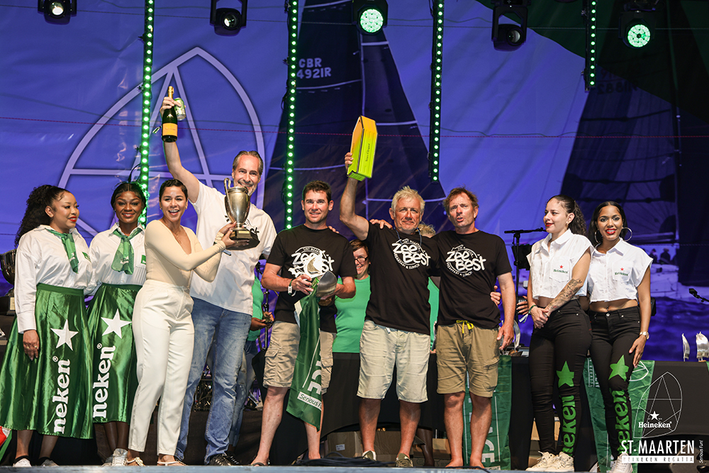 Day-4-Prizegiving-by-Digital-Island-073